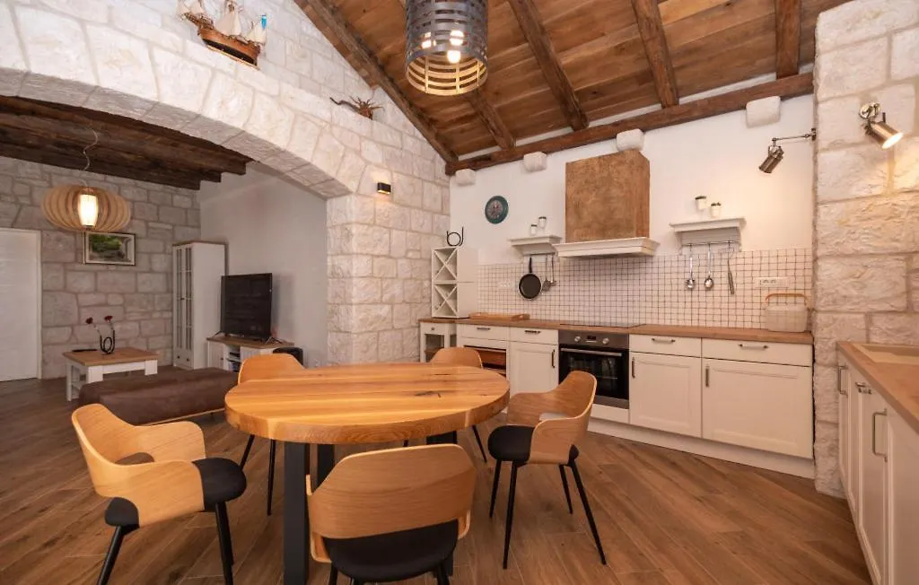 Villa Hilltop View - Split By Villas Guide Хорватия